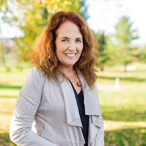 Meet your Posher, Monica